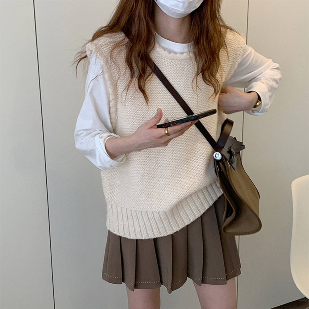 立体感ある編みニットベスト ベージュ
