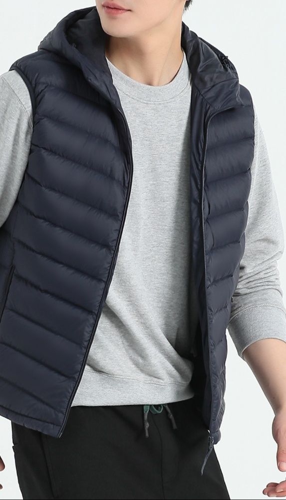 ベスト メンズ ダウン 軽量フード付きダウンベスト