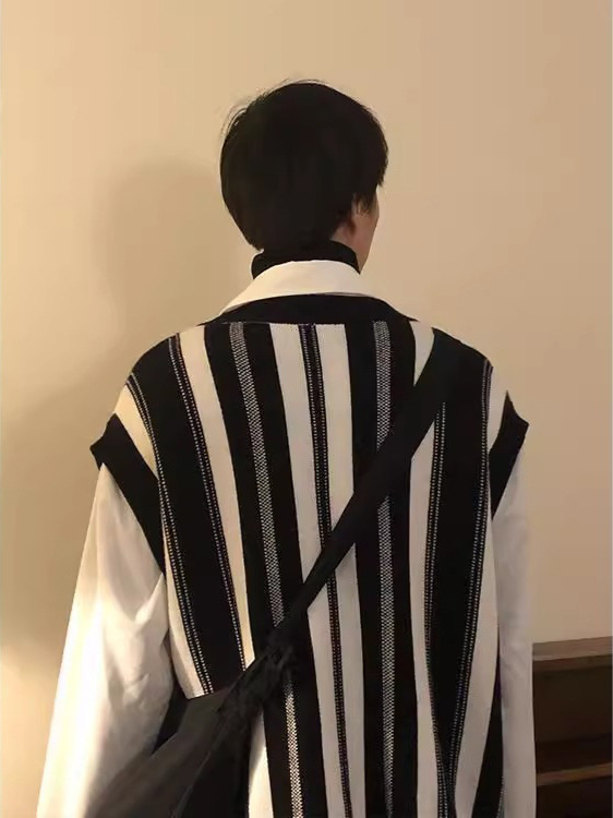 ベスト メンズ レトロストライプ ゆったりニットベスト