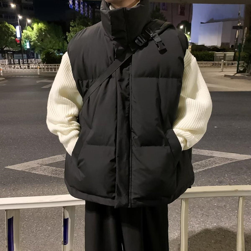スタイリッシュな男性に！黒のベストで魅力を引き出す5選