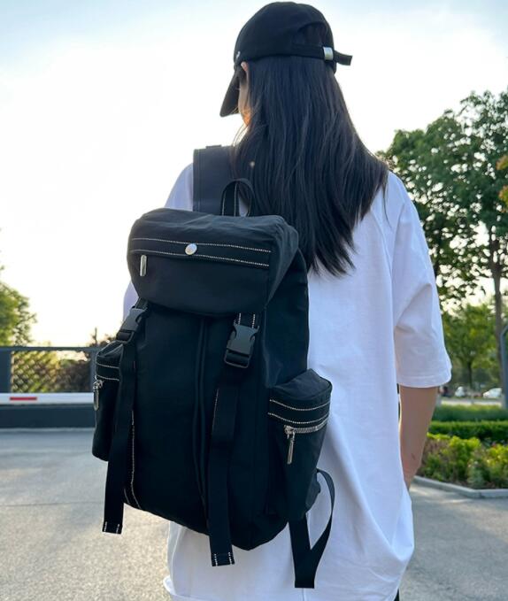 大容量リュック 大容量多機能リュック 旅行対応バックパック