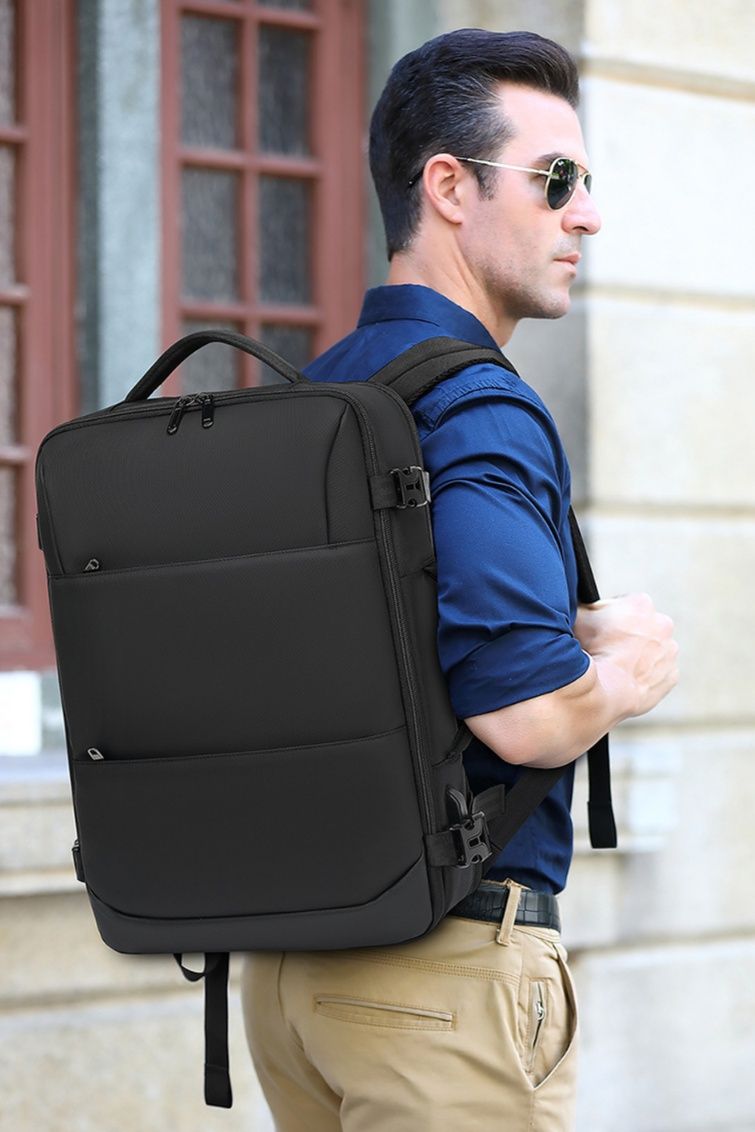 拡張式多機能26L～36L大容量ビジネスリュック 