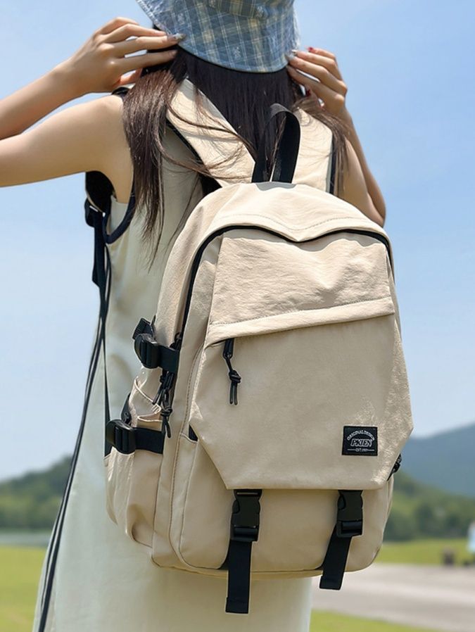 多機能ポケット付き軽量スポーツ用大容量リュック