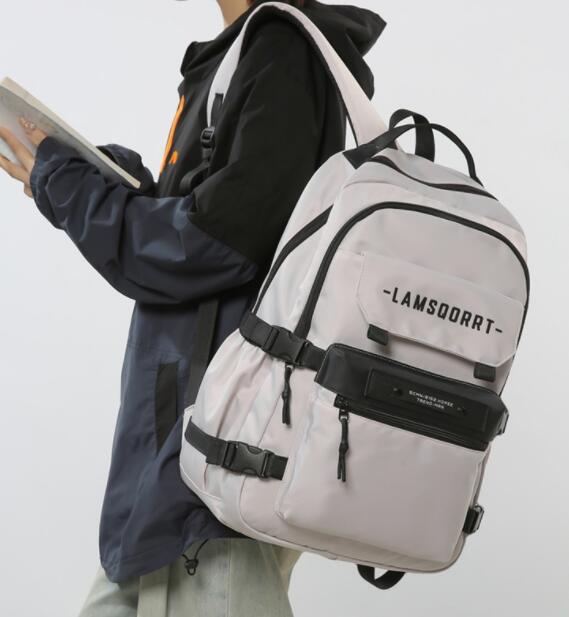 大容量リュック メンズ レディース 大容量 背負い鞄 肩掛け対応