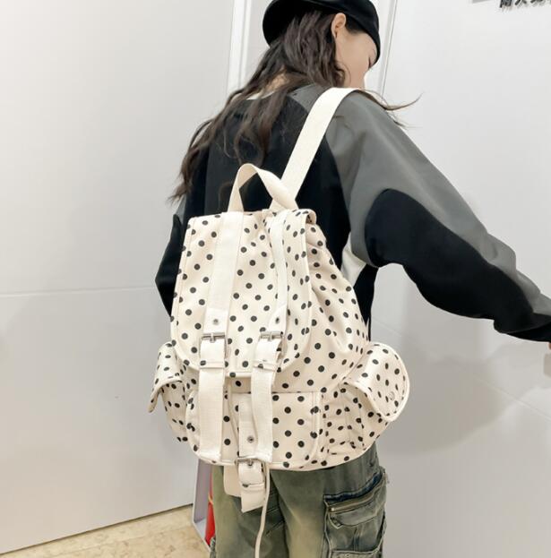 水玉模様大容量リュックサック通学斜めがけ対応