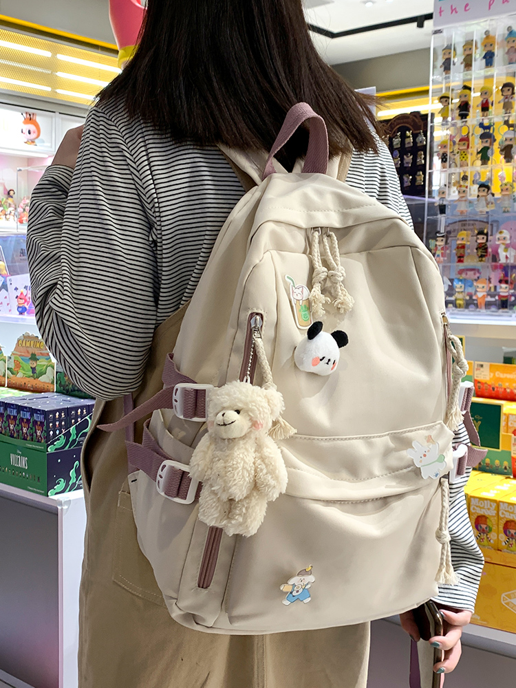 大容量リュック ゆるかわマスコット付き多機能リュック