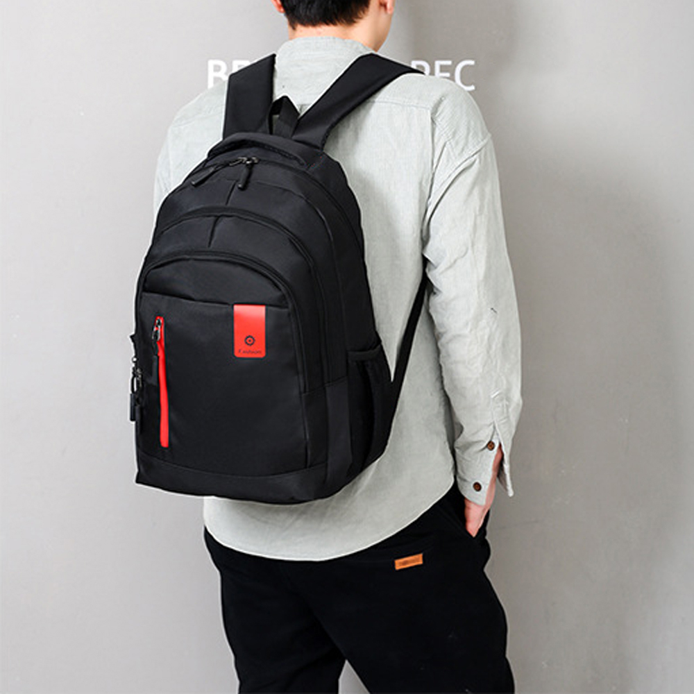 多機能大容量リュック 通勤通学対応 四サイズ対応