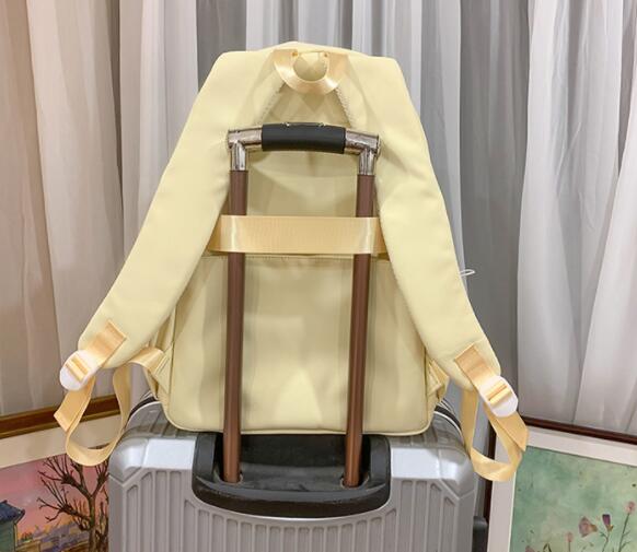 多機能大容量リュック ショルダー対応バックパック