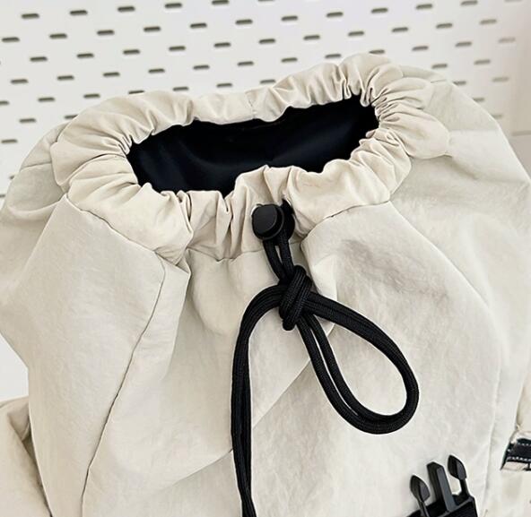 大容量リュック 大容量多機能リュック 旅行対応バックパック