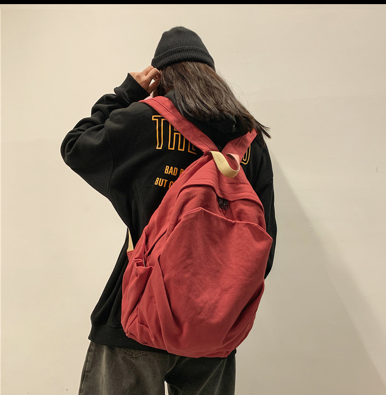 大容量リュックサック カジュアル 通学通勤 男女兼用 四色展開