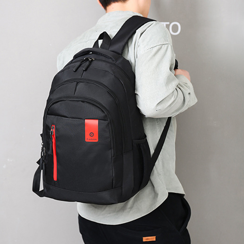 多機能大容量リュック 通勤通学対応 四サイズ対応