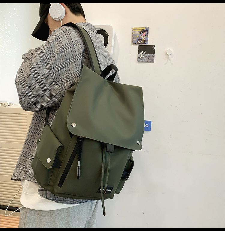 撥水大容量リュック男女兼用軽量多ポケット通学旅行鞄