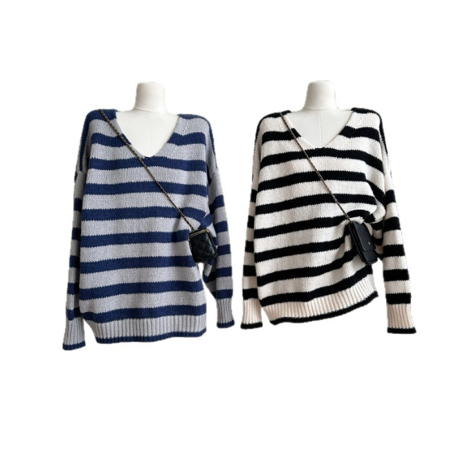 大きめサイズ ボーダーニット セーター ブイネック 長袖 ストライプ柄