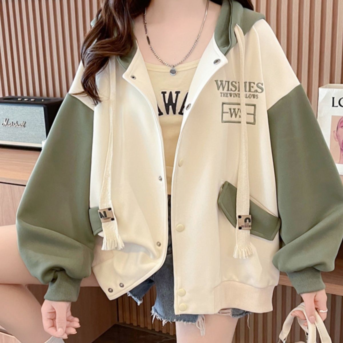 https://fulmo-img-server.com/bigstyle/1756085284063_1y90l67b_q4j7zjvo.jpeg