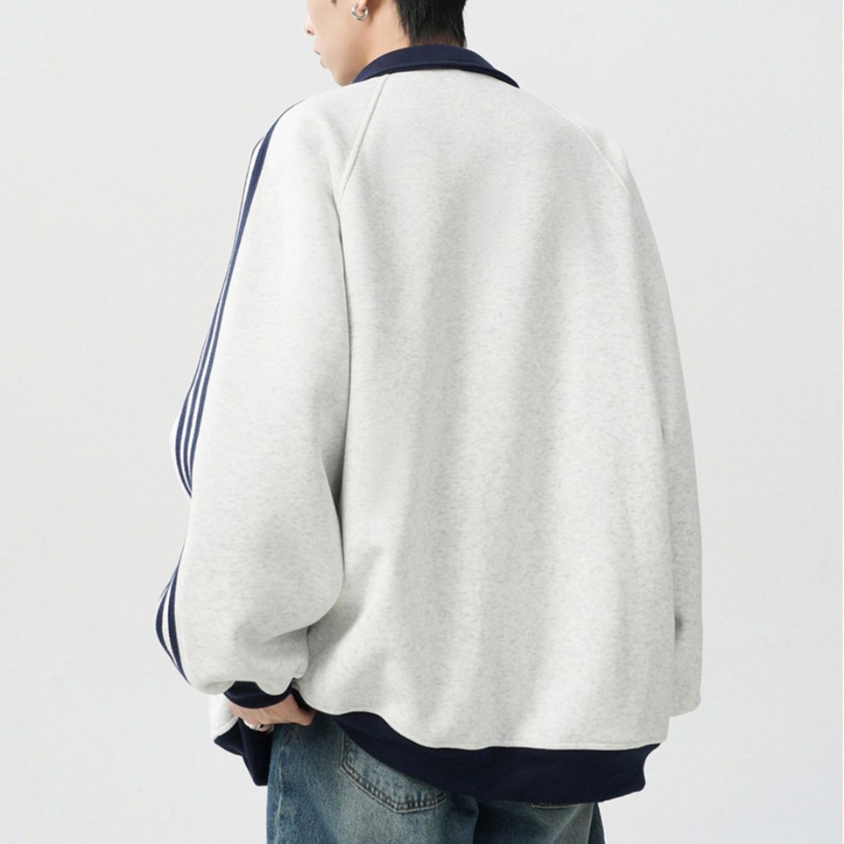 大きめサイズ 袖ライン入り大襟ジップアップスタジャン風 パーカー