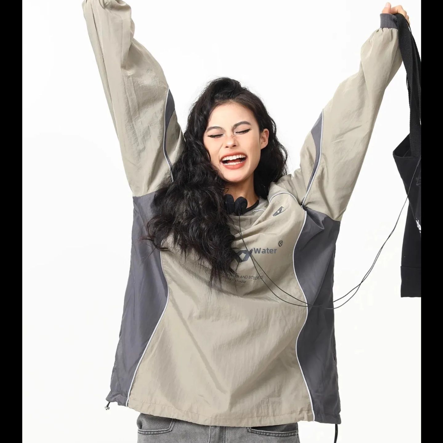 大きめサイズ 切替配色デザインプルオーバー型 トレーナー