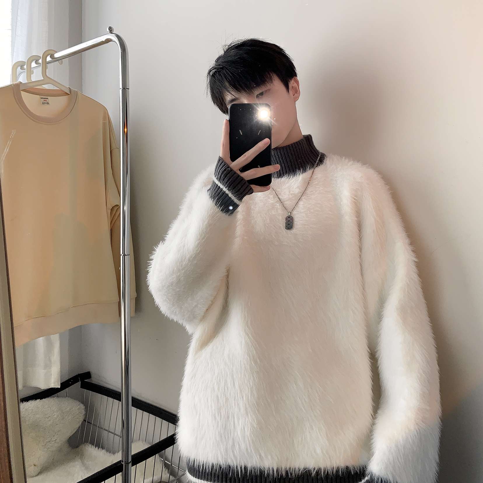https://fulmo-img-server.com/bigstyle/1d605c2dffb146168da1cb0380f79dbc.jepg