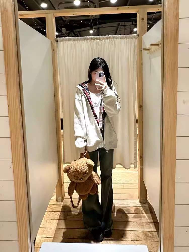 https://fulmo-img-server.com/bigstyle/36e72f4e89244f0898c75519ac350081.jepg