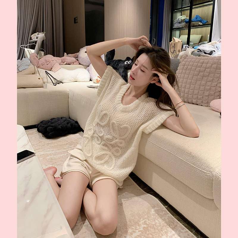 https://fulmo-img-server.com/bigstyle/49d58175cc654f4c8e0afc5331d4d6ce.jepg