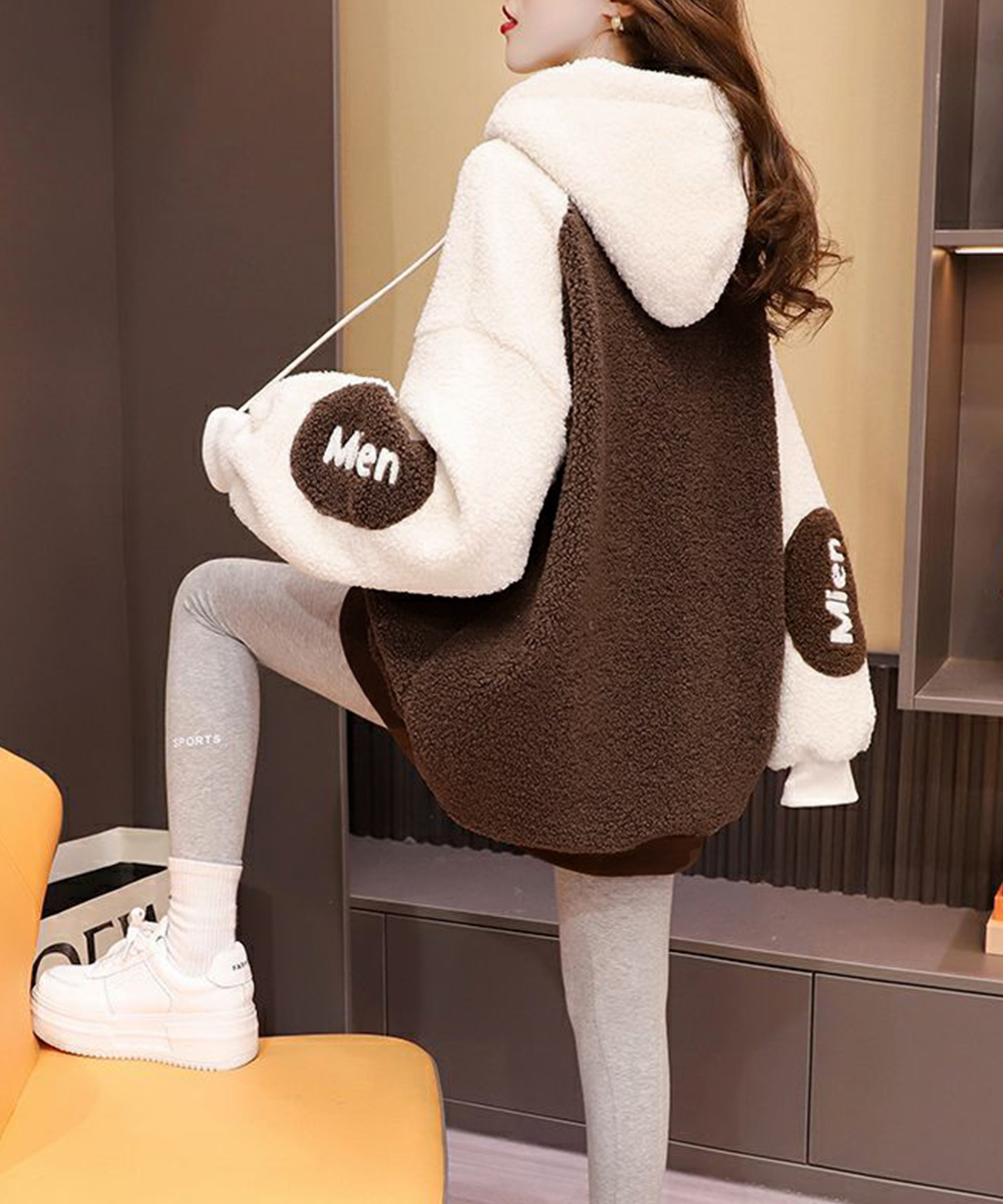 もこもこボア刺繍ロゴパーカー大きめサイズ