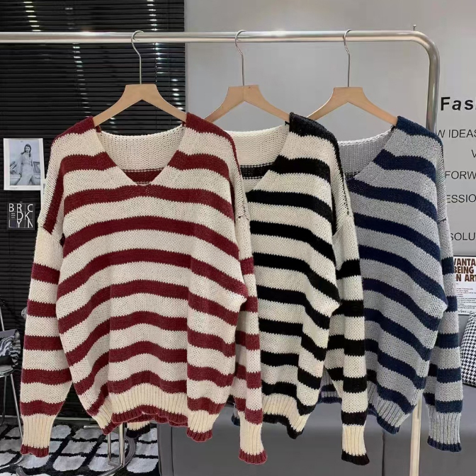 大きめサイズ ボーダーニット セーター ブイネック 長袖 ストライプ柄