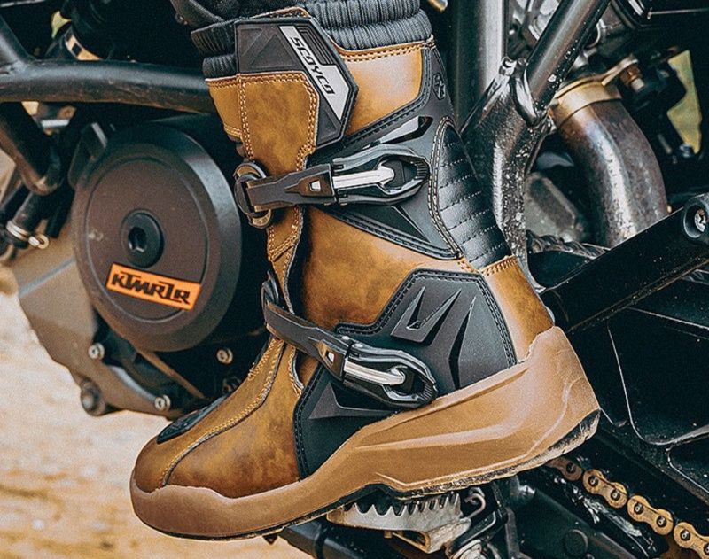 バイクブーツ プロテクト機能付き本格ライダーブーツ