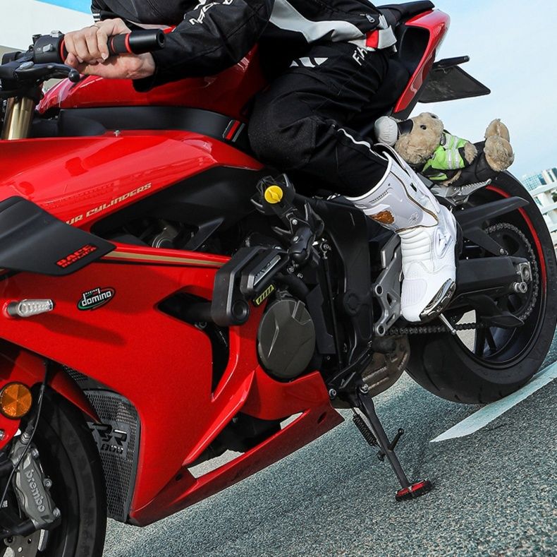 https://fulmo-img-server.com/bike-boots-mania/1782865063124_lmtfrpvm_3fy2uqmw.jpeg