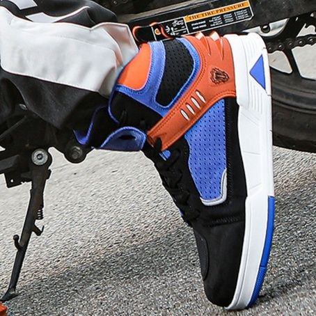ハイカット型バイクブーツ スポーツライダーシューズ