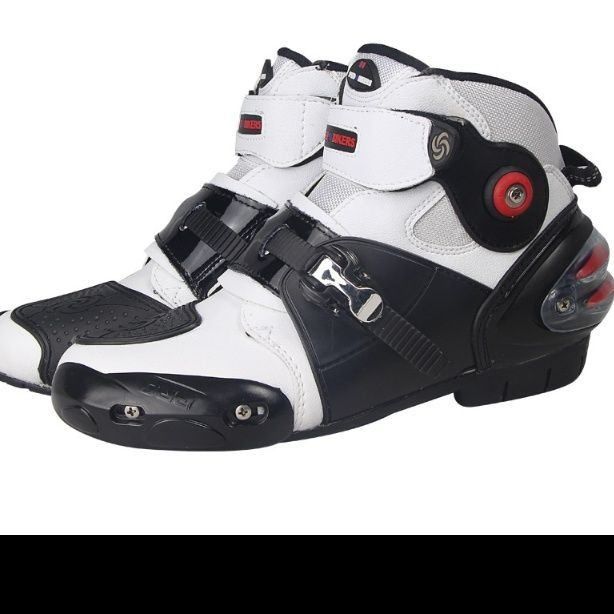 https://fulmo-img-server.com/bike-boots-mania/1787622520171_tsek6i9o_ab84z4mb.jpeg