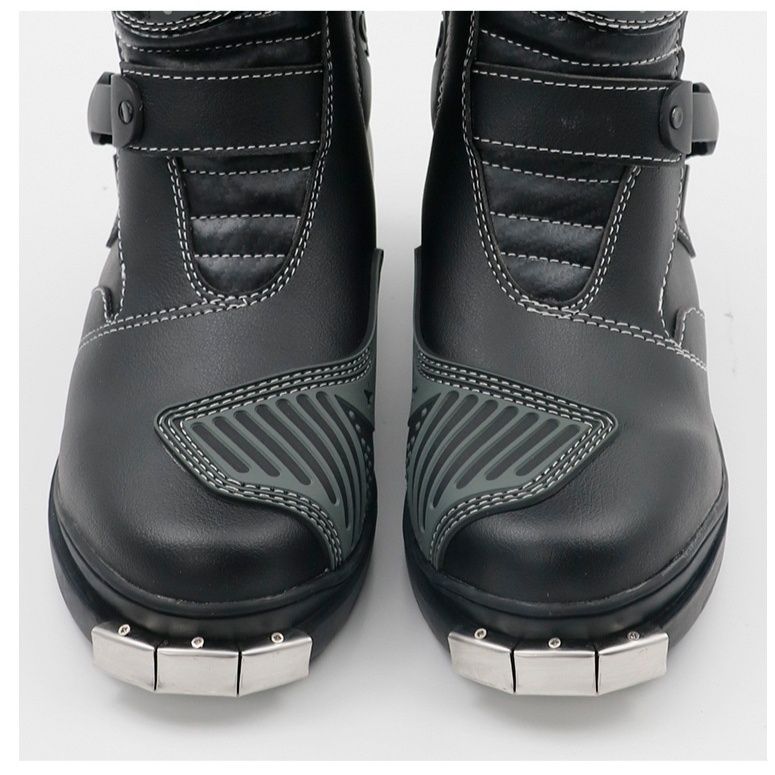 https://fulmo-img-server.com/bike-boots-mania/1787630631962_gar1vjo7_dy9y79bl.jpeg