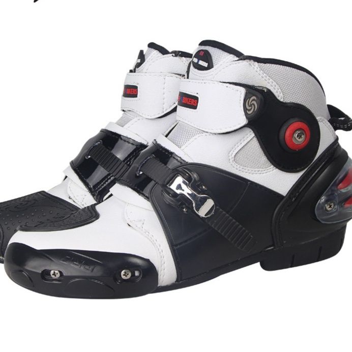 https://fulmo-img-server.com/bike-boots-mania/1787706698825_lyerghv4_p4cwzue6.jpeg