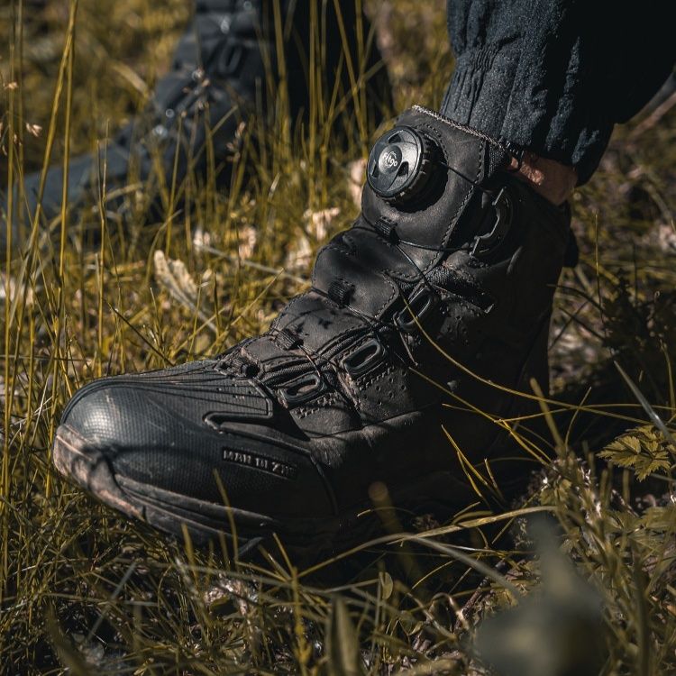 https://fulmo-img-server.com/bike-boots-mania/1787707320132_eprhab46_hstbez8e.jpeg