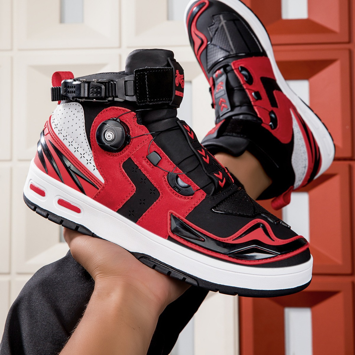 https://fulmo-img-server.com/bike-boots-mania/2510b22b-f99a-4af6-a9da-76ac24aa0704.jpg