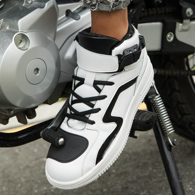 バイクブーツ スポーティーデザインバックル式 ショートブーツ