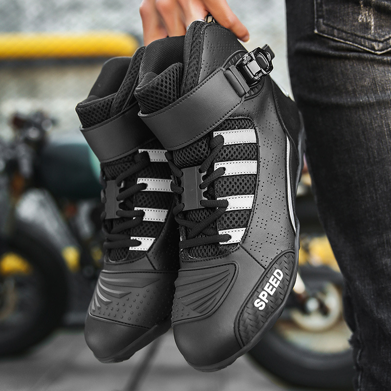 https://fulmo-img-server.com/bike-boots-mania/9a327269-09a5-4961-838b-4f31cc1014b7.jpg
