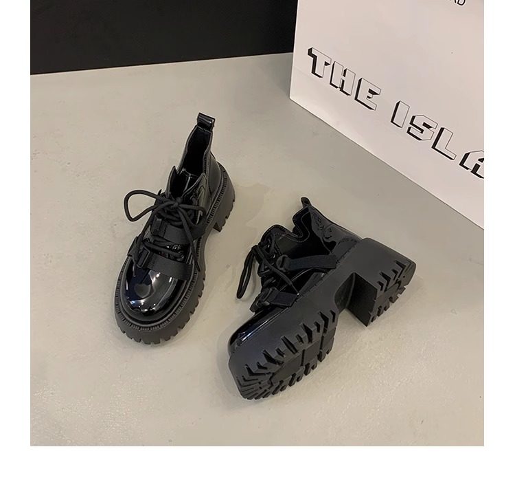 バイクブーツ 厚底ベルトデザインショートブーツ