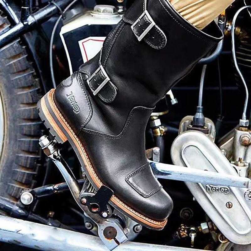 https://fulmo-img-server.com/bike-boots-mania/b5b8b8bd-d77f-4af2-9063-5a3766128446.jpg