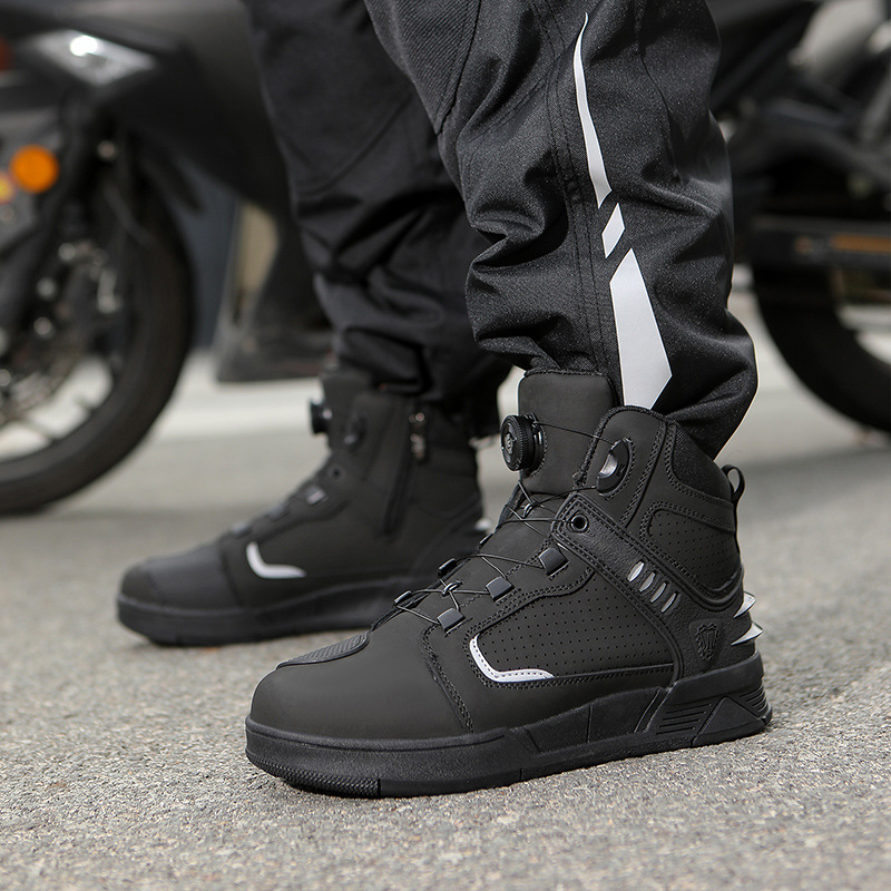 https://fulmo-img-server.com/bike-boots-mania/db1679a5-1732-4356-b627-559fda65ae5e.jpg