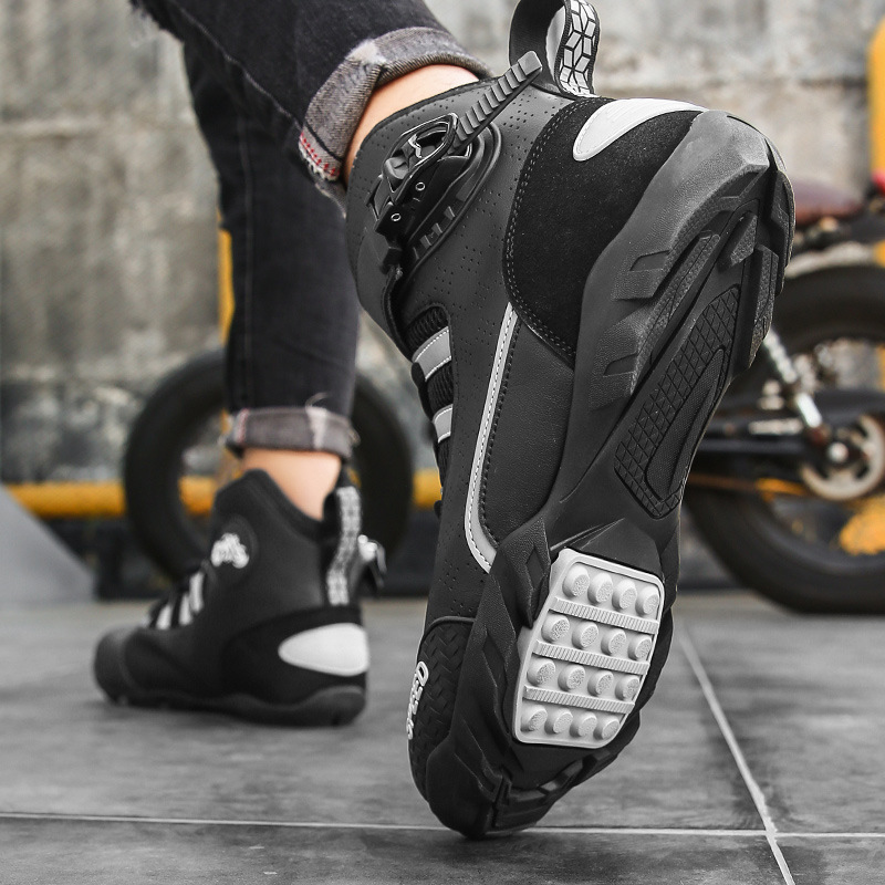 https://fulmo-img-server.com/bike-boots-mania/e2d1bb03-ff66-4600-9535-4a00426b8dcd.jpg