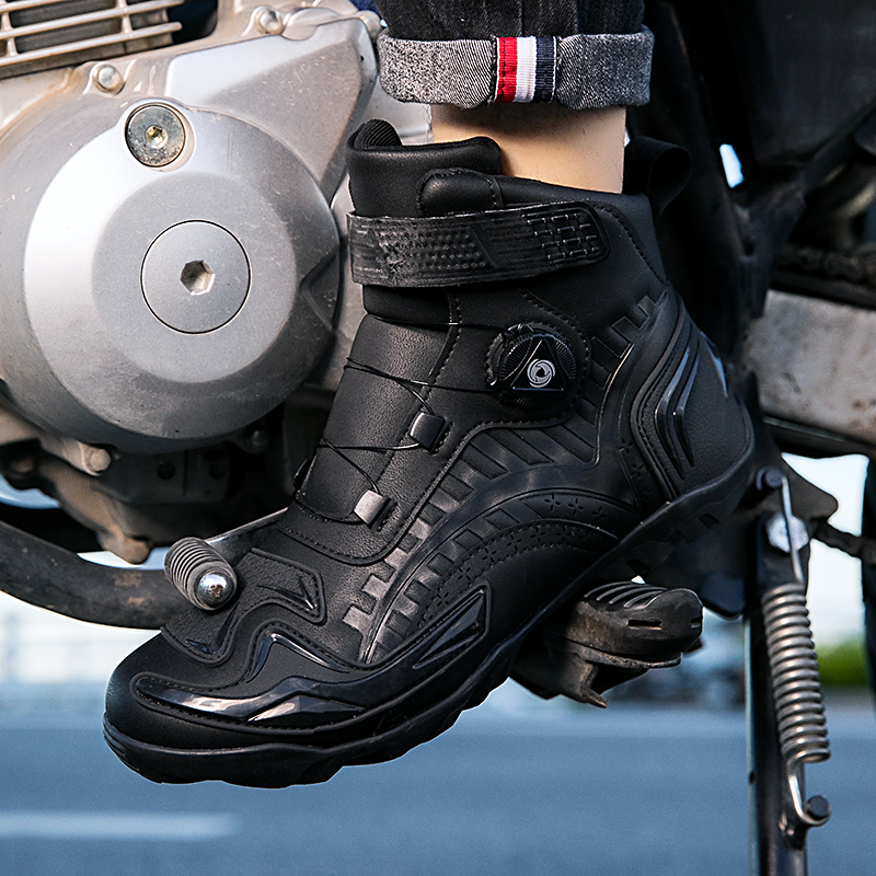 https://fulmo-img-server.com/bike-boots-mania/ee293e32-f083-45b7-a216-d1211ec32c57.jpg