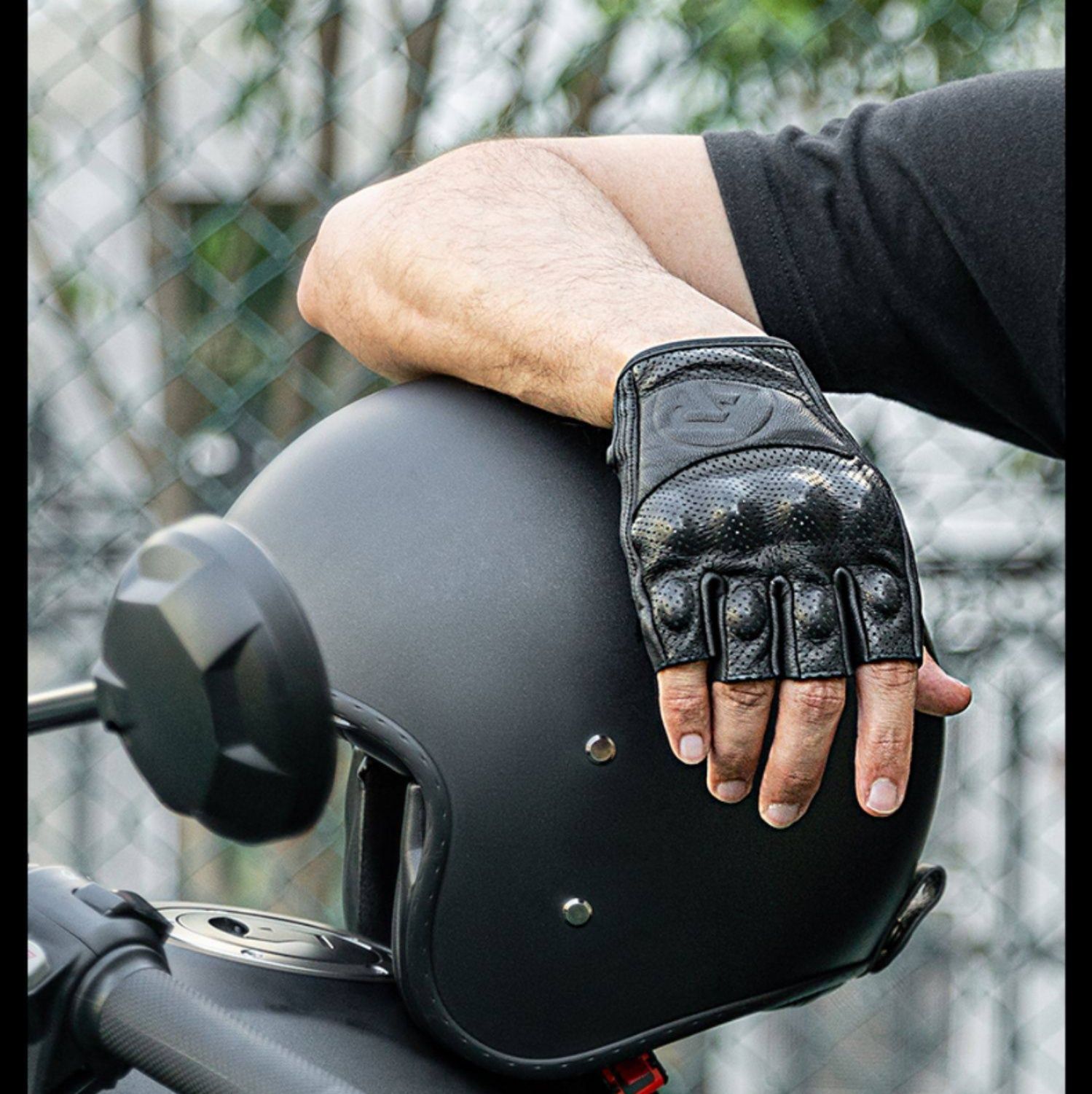バイク ウェア 本革指先カット半指型ハードプロテクター付きグローブ
