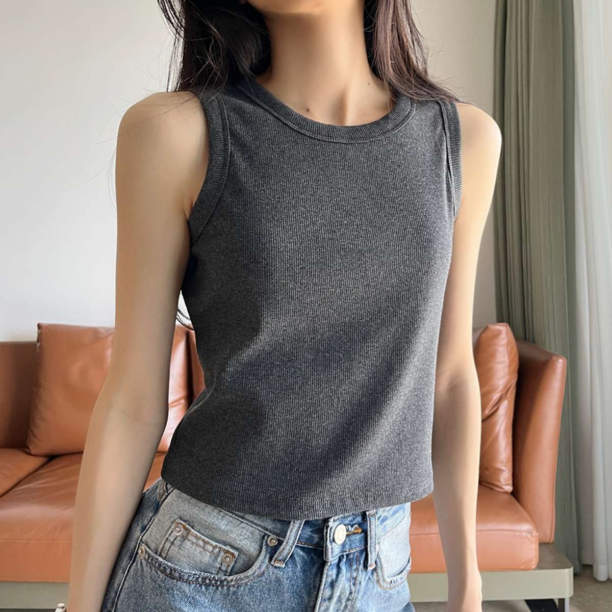 https://fulmo-img-server.com/bistina/686d8c20a2244140bdc8afef92f1756f.jepg