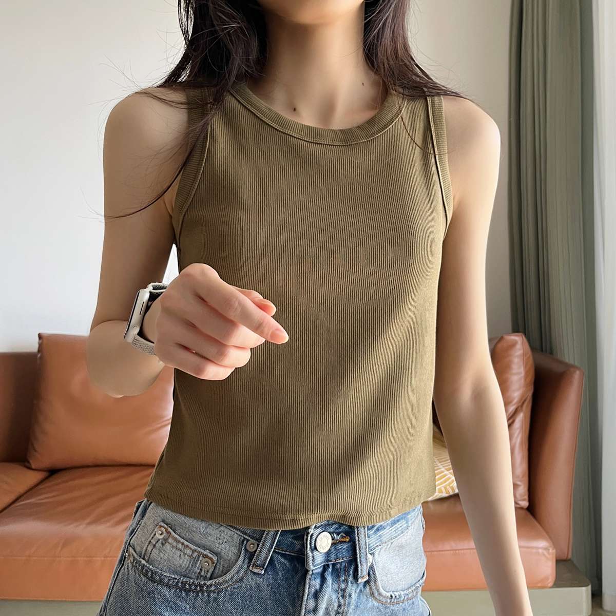 https://fulmo-img-server.com/bistina/f1df6cbbfcec4854b995876f6f6b2922.jepg
