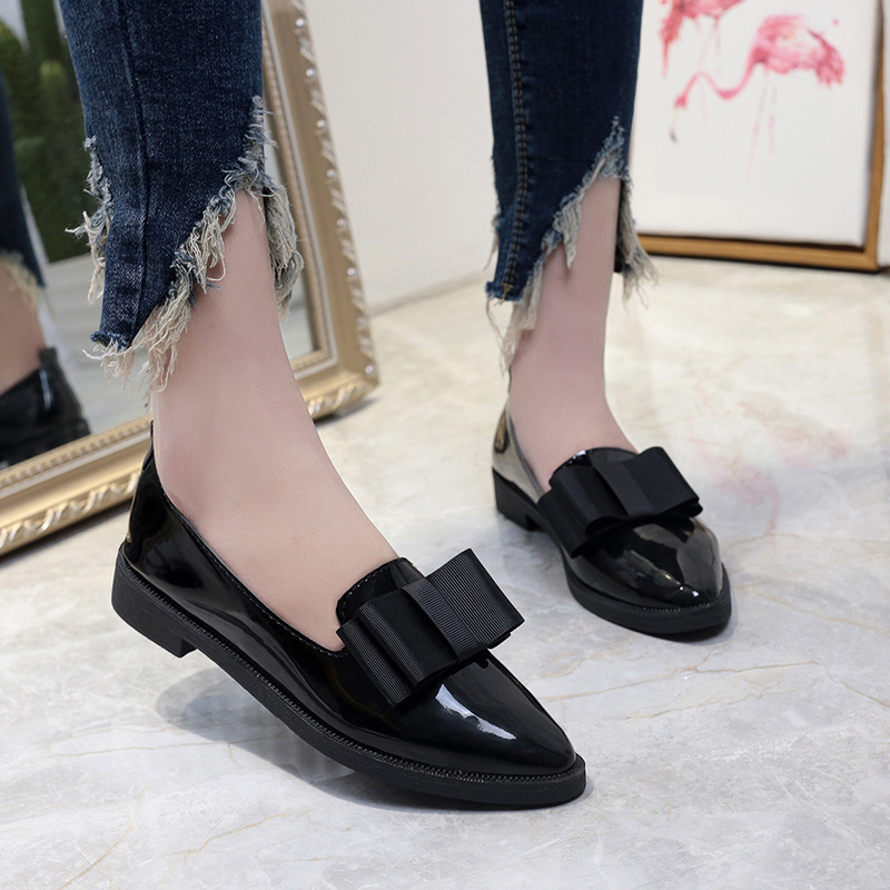 【レディース パンプス】ポインテッドトゥ リボン付き - 通勤に最適 痛くない
