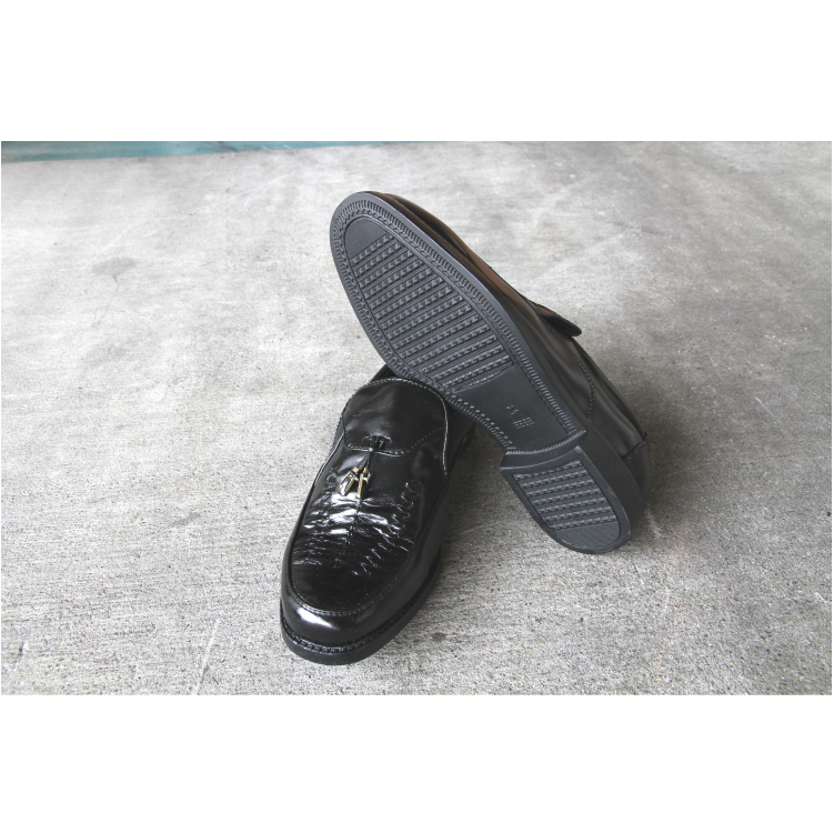 【定番】幅広 4E 本革 革靴 - 黒 ストレートチップ 就活