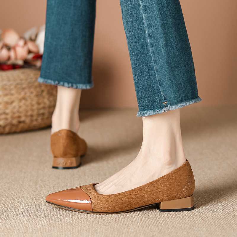 【エレガント】ポインテッドトゥ フラットパンプス - 走れる 痛くない