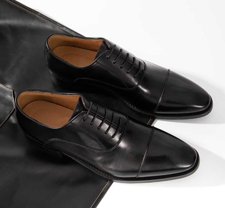 【英国風】ストレートチップ革靴 - 格式ある足元