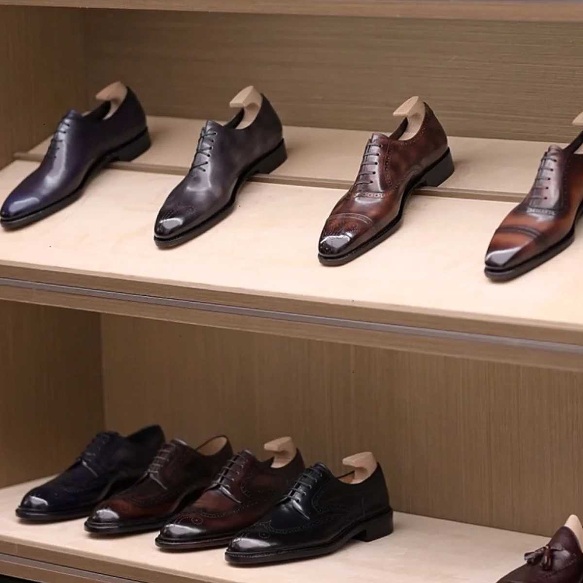 ビジネスシーンで差をつける！シューズの値段別おすすめ10選