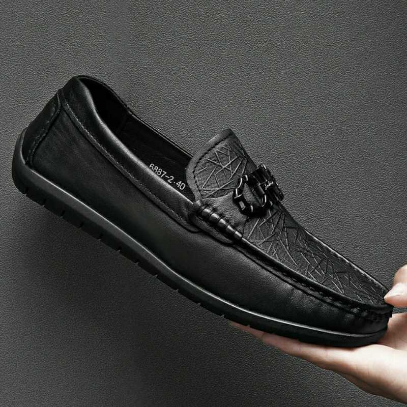 【紋様入り】革靴 - 職人技が光る本格派