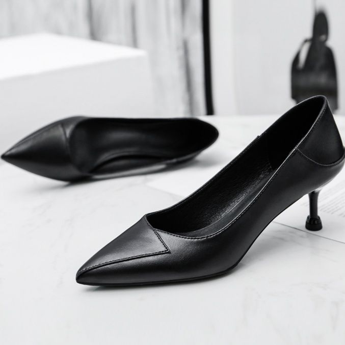 【美脚】ポインテッドトゥ ミドルヒール - パンプス 通勤 オフィス